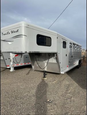 2024 Trails West Santa Fe 24'